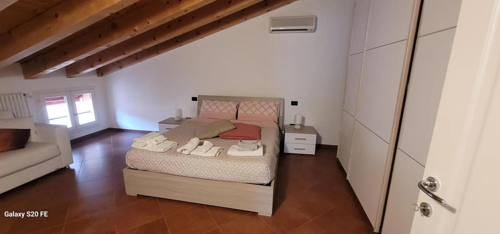 Relax A Due Passi Dal Castello Lejlighed Ferrara